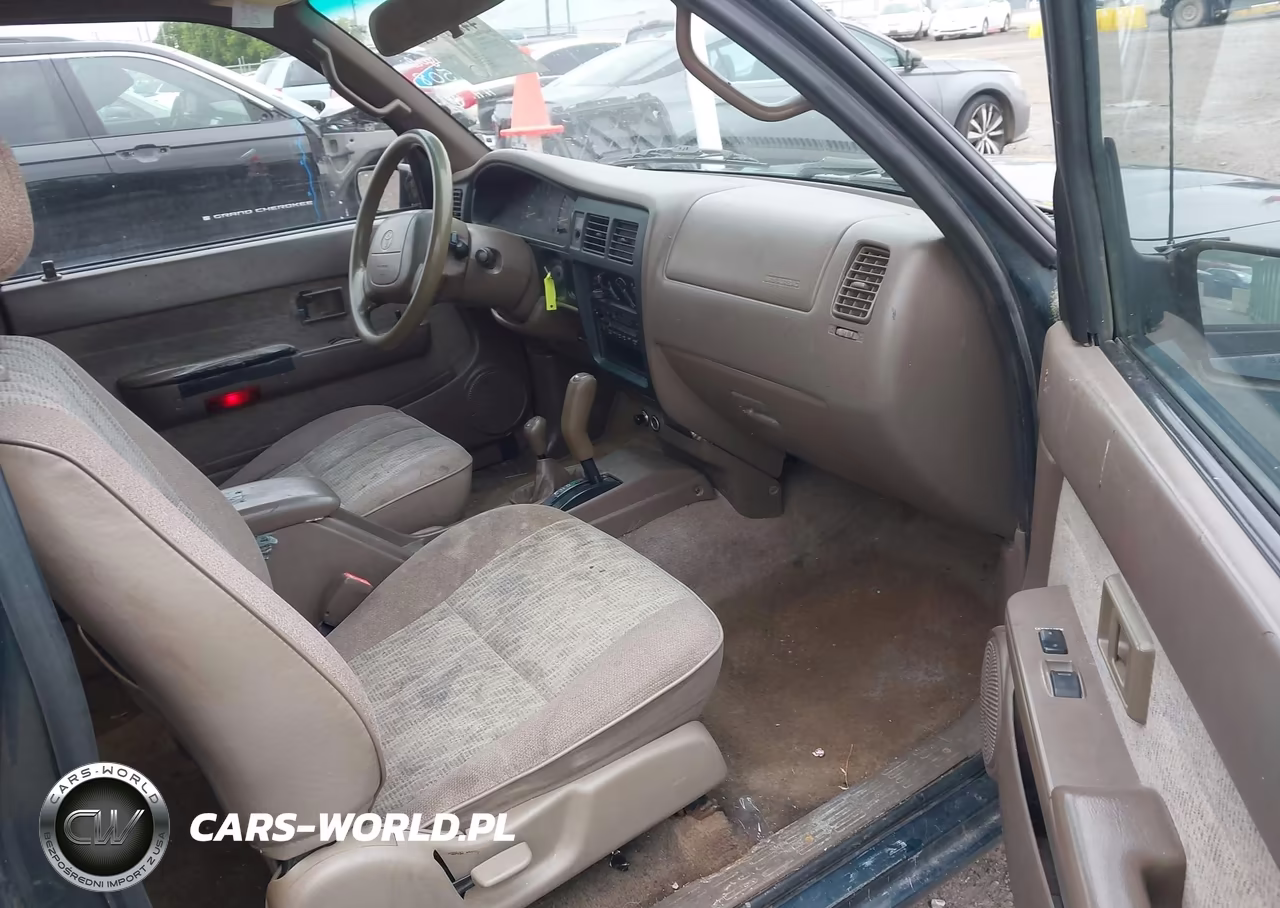 1998 Toyota Tacoma Base V6 VIN:4TAWN72N2WZ017508 - 5