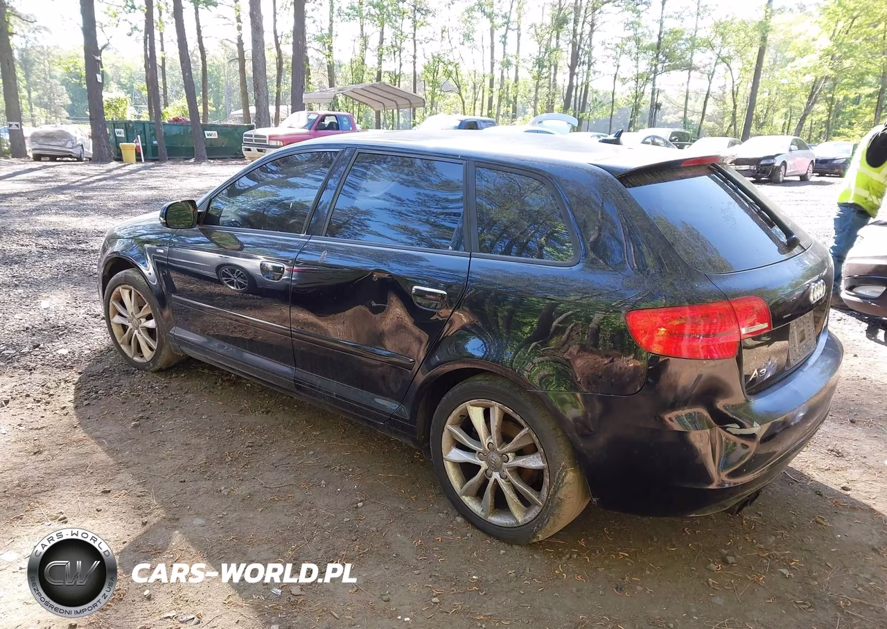 2013 Audi A3 2.0T Premium VIN:WAUDFAFM2DA023213 - 3