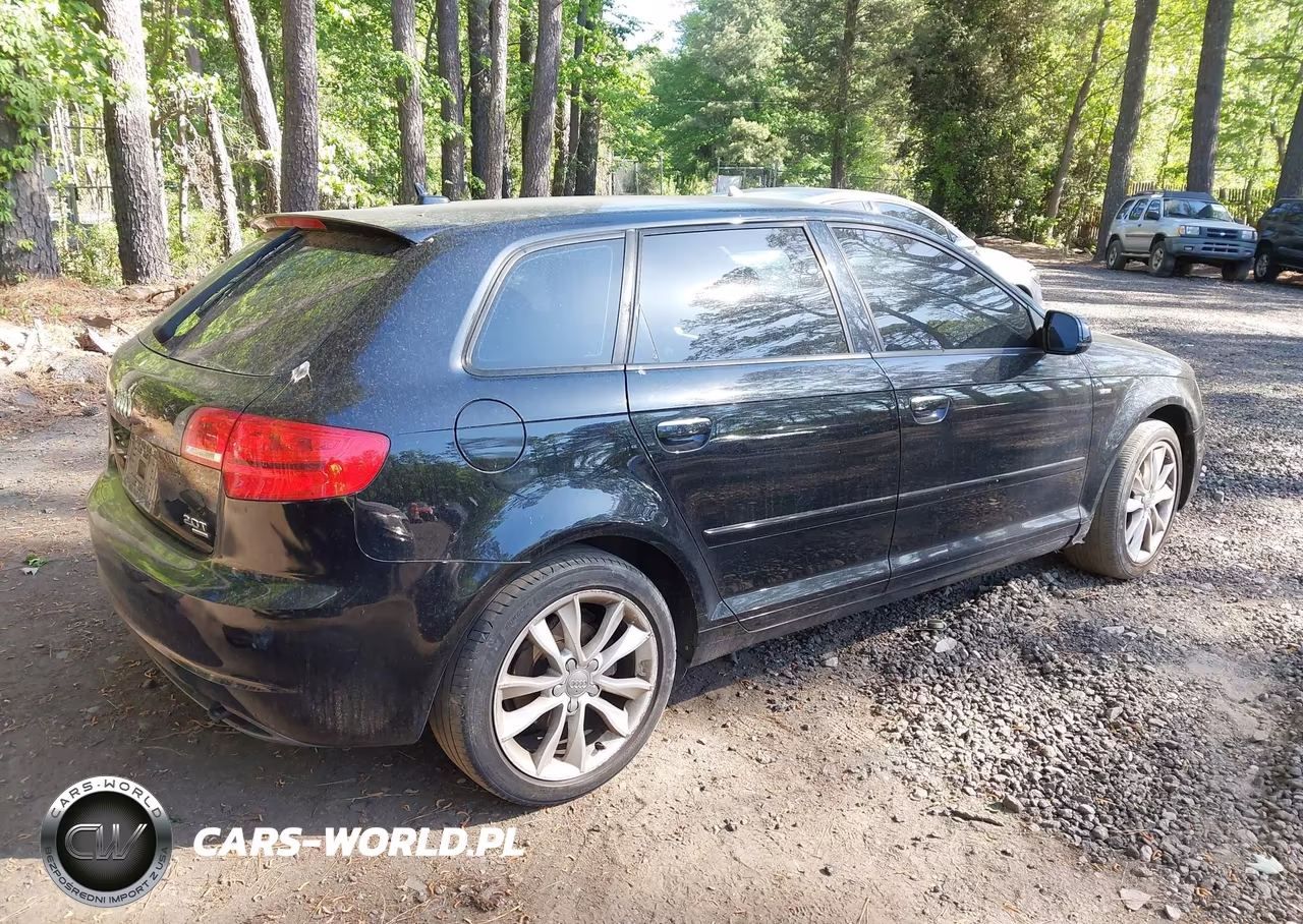2013 Audi A3 2.0T Premium VIN:WAUDFAFM2DA023213 - 4