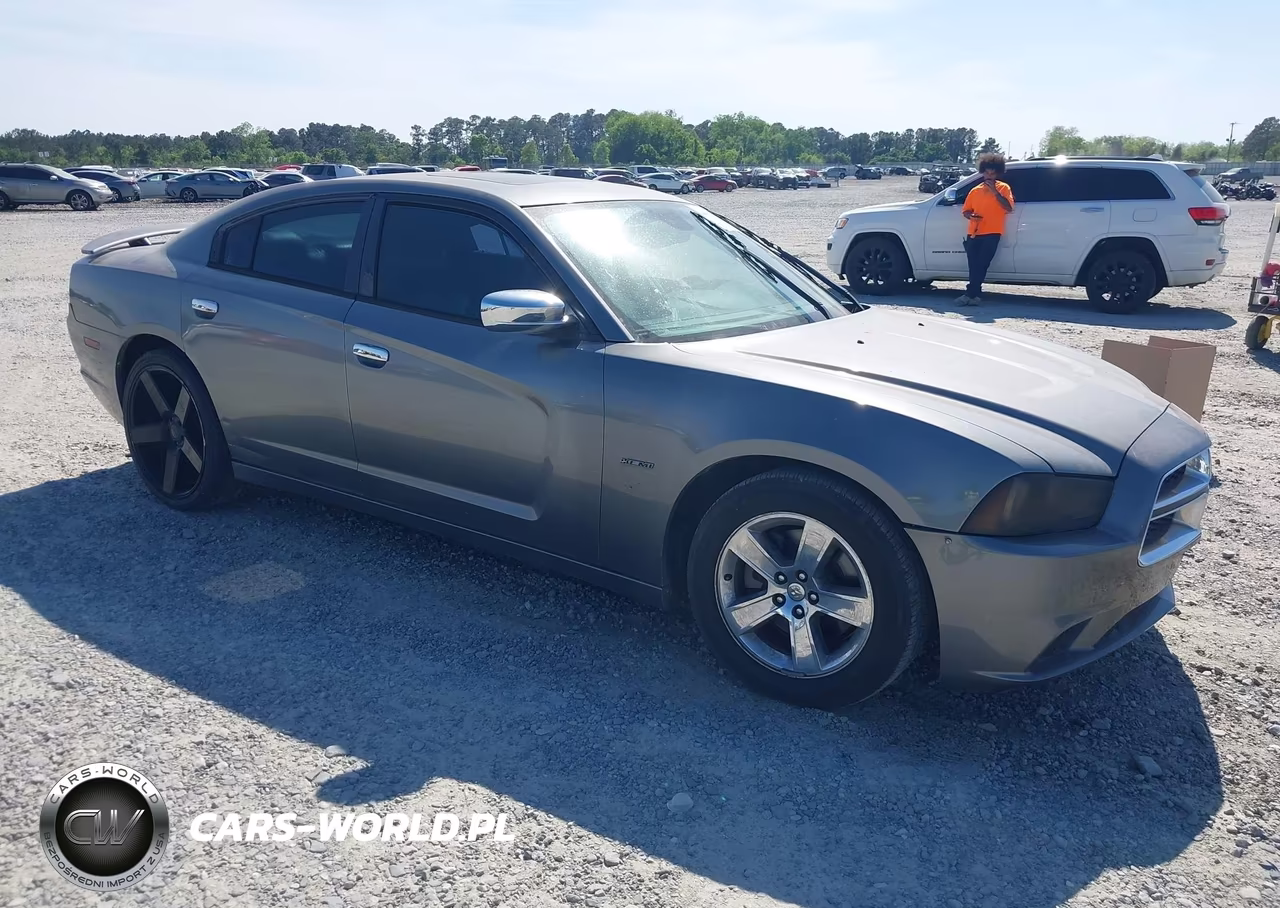 2011 Dodge Charger R-T – zdjęcie 1 z 11