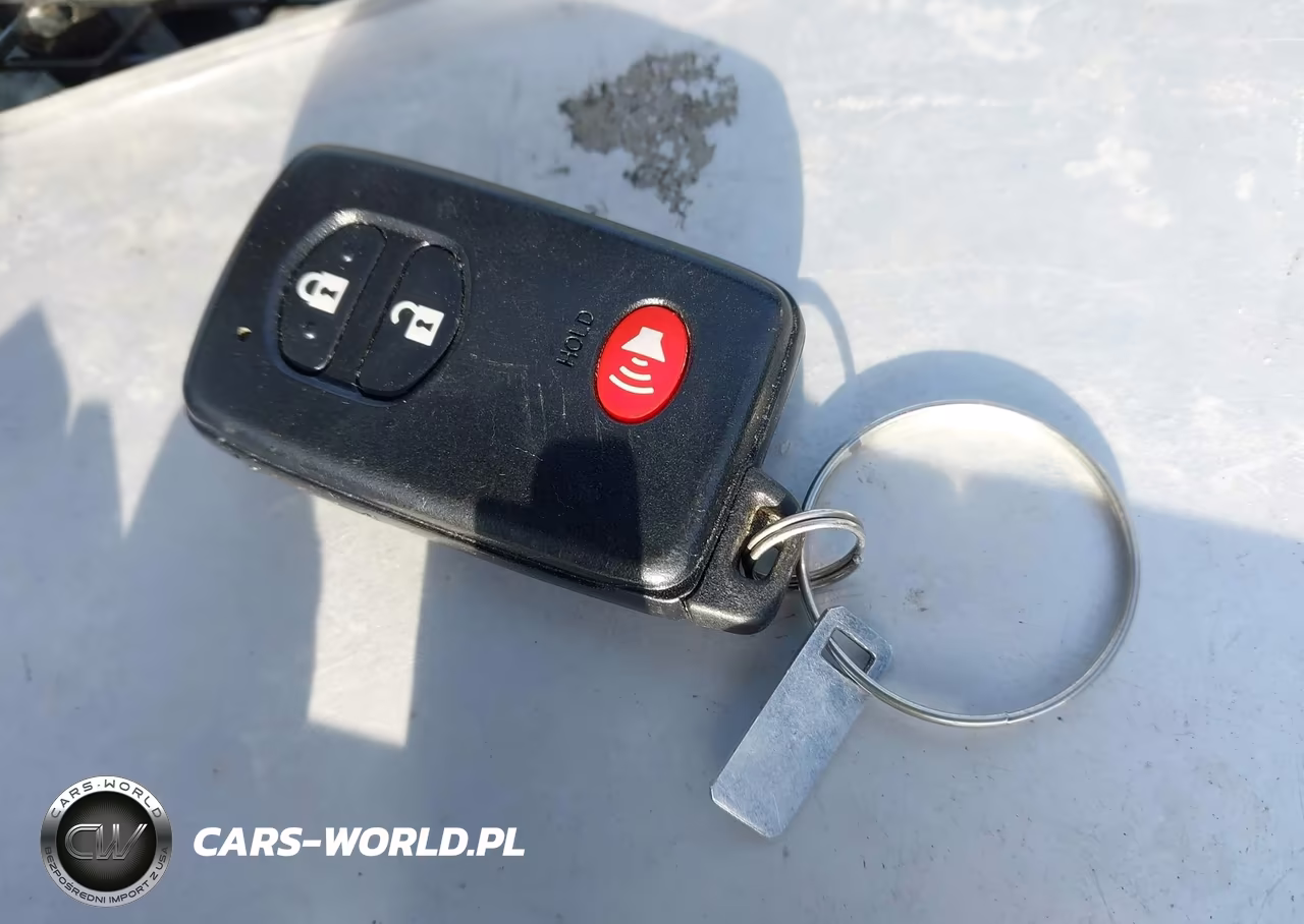 2015 Toyota Prius Four VIN:JTDKN3DU0F0438759 - 11