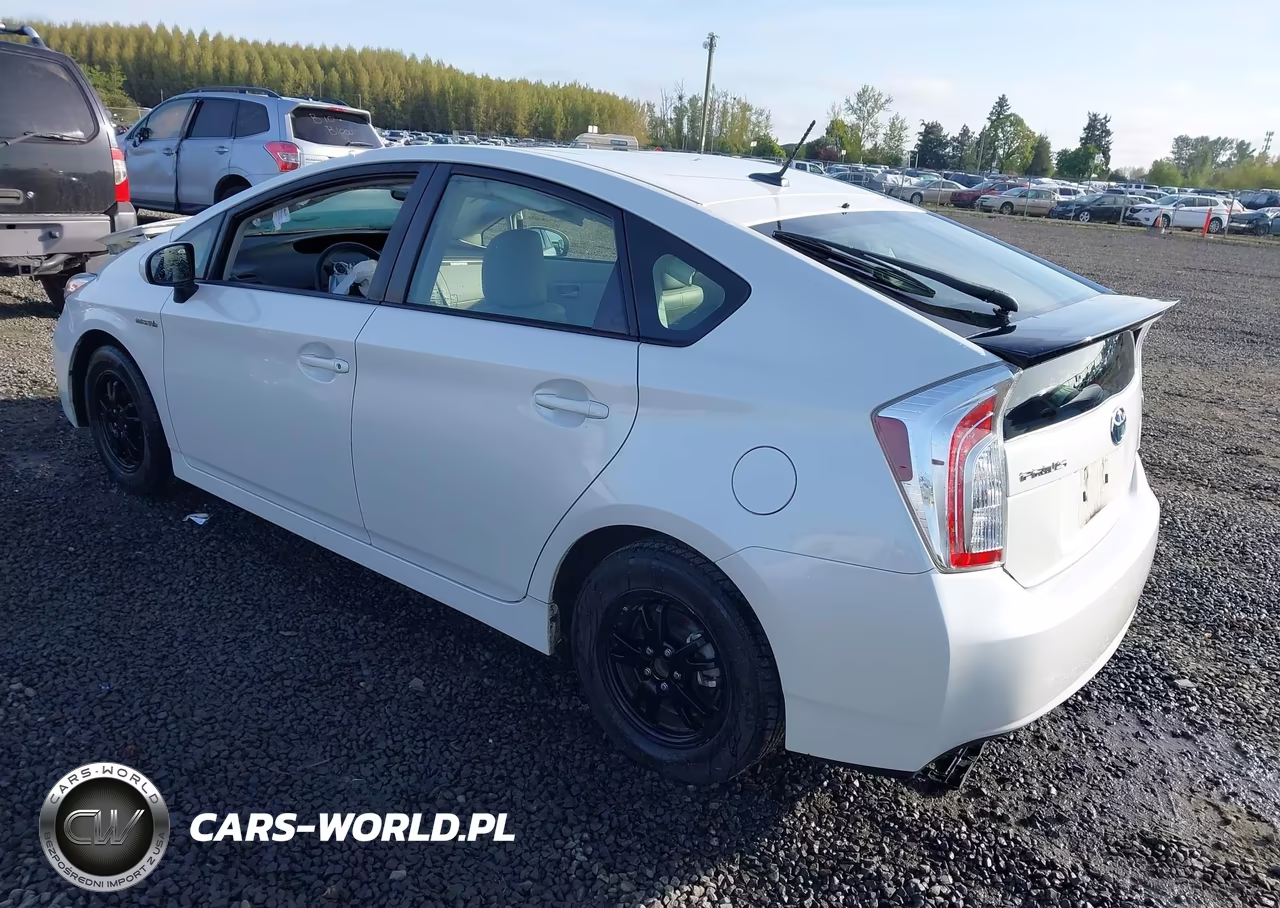 2015 Toyota Prius Four VIN:JTDKN3DU0F0438759 - 3