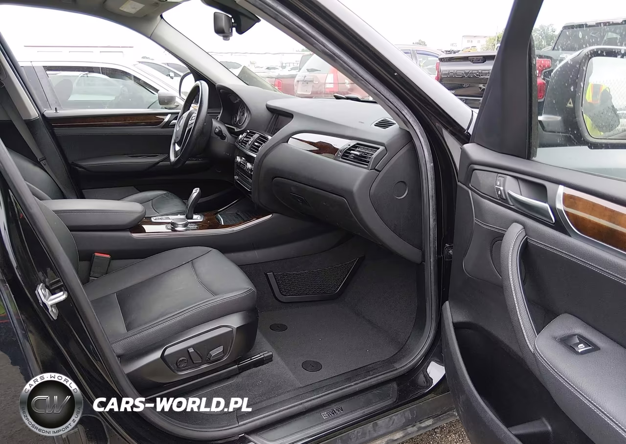 2017 BMW X3 xDrive28I VIN:5UXWX9C39H0T22324 - 5