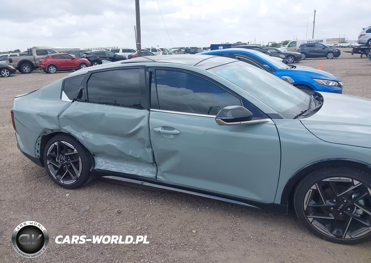 2025 Kia K4 Gt-Line VIN:3KPFW4DE4SE211492 - 6