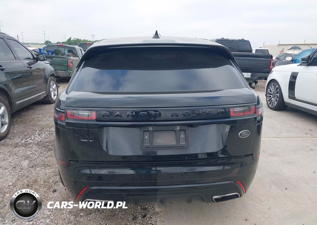 2020 Land Rover Range Rover Velar P340 R-Dynamic S VIN:SALYK2FVXLA240207 - 17