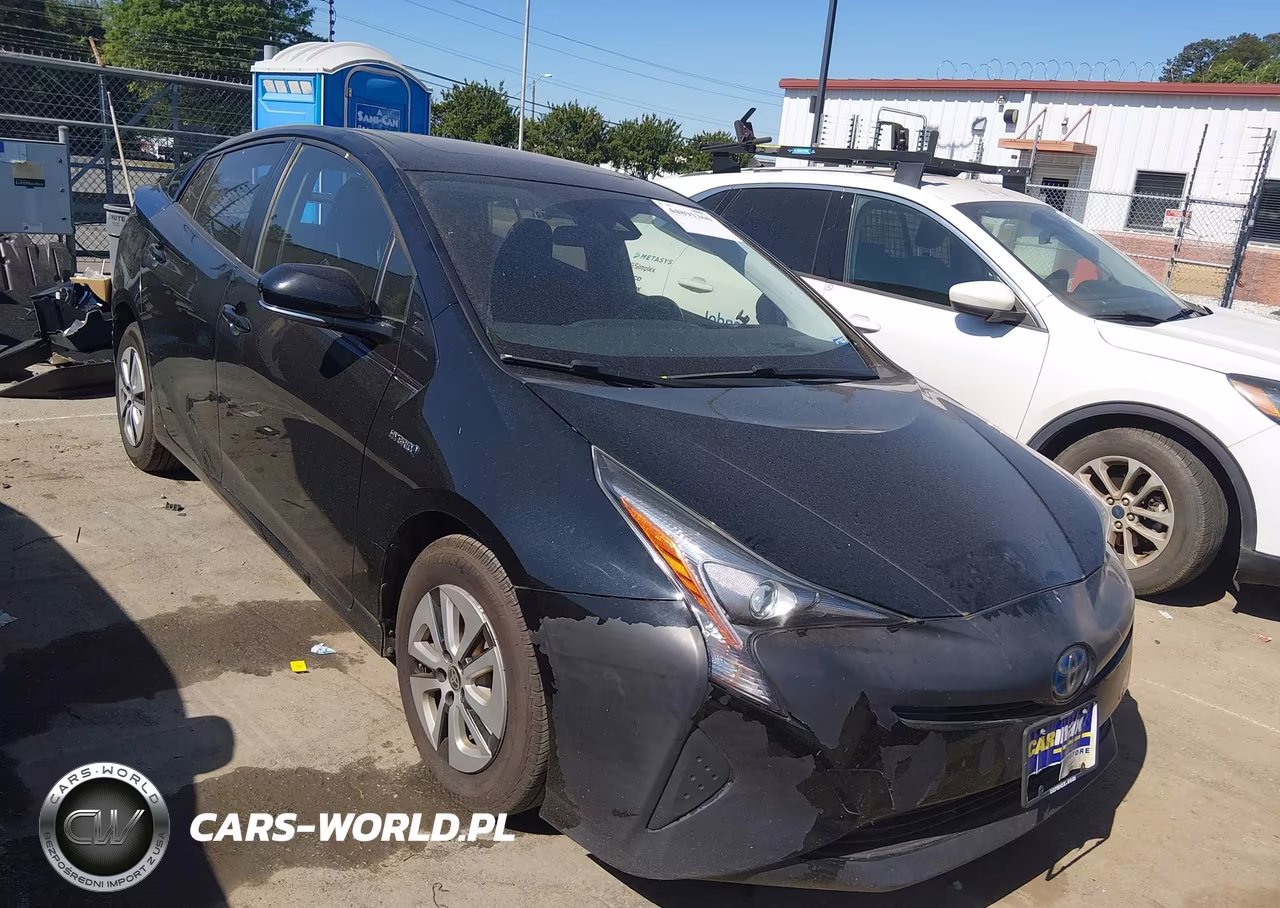 2016 Toyota Prius Three