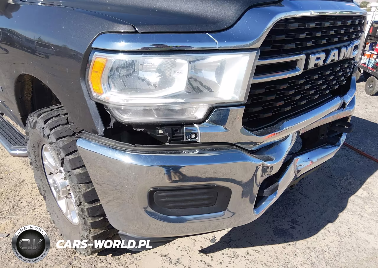 2022 Ram 3500 Tradesman 4X4 8' Box VIN:3C63R3GJ0NG314292 - 13