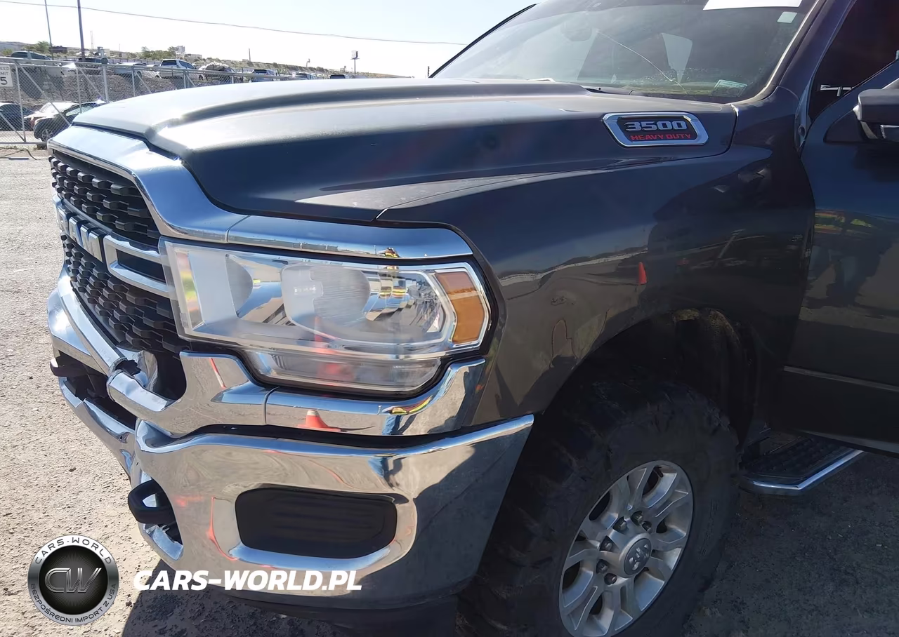 2022 Ram 3500 Tradesman 4X4 8' Box VIN:3C63R3GJ0NG314292 - 14