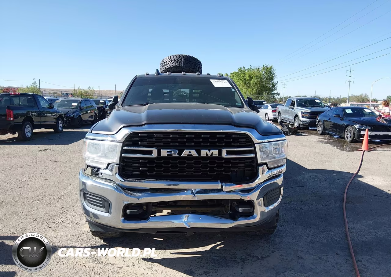 2022 Ram 3500 Tradesman 4X4 8' Box VIN:3C63R3GJ0NG314292 - 15