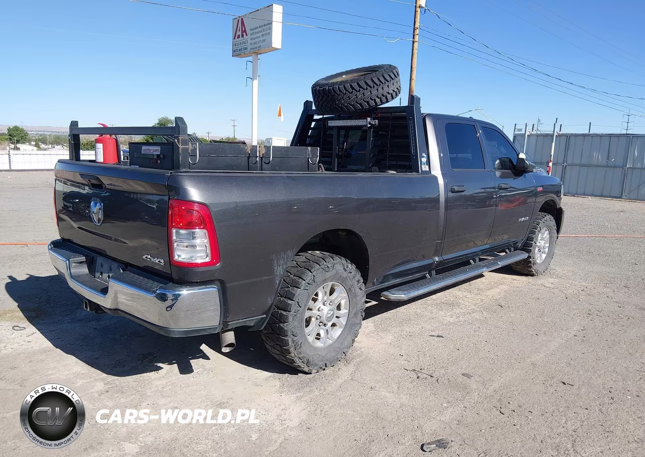 2022 Ram 3500 Tradesman 4X4 8' Box VIN:3C63R3GJ0NG314292 - 4