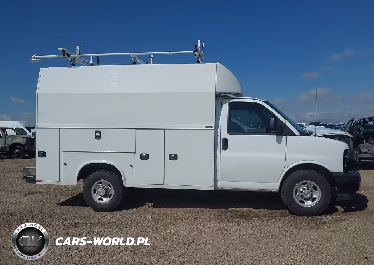 2024 Chevrolet Express Cutaway Work Van VIN:1GB0GRFP9R1176609 - 13
