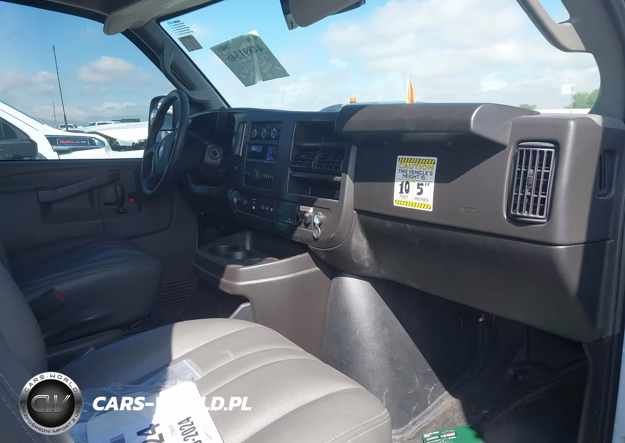 2024 Chevrolet Express Cutaway Work Van VIN:1GB0GRFP9R1176609 - 5