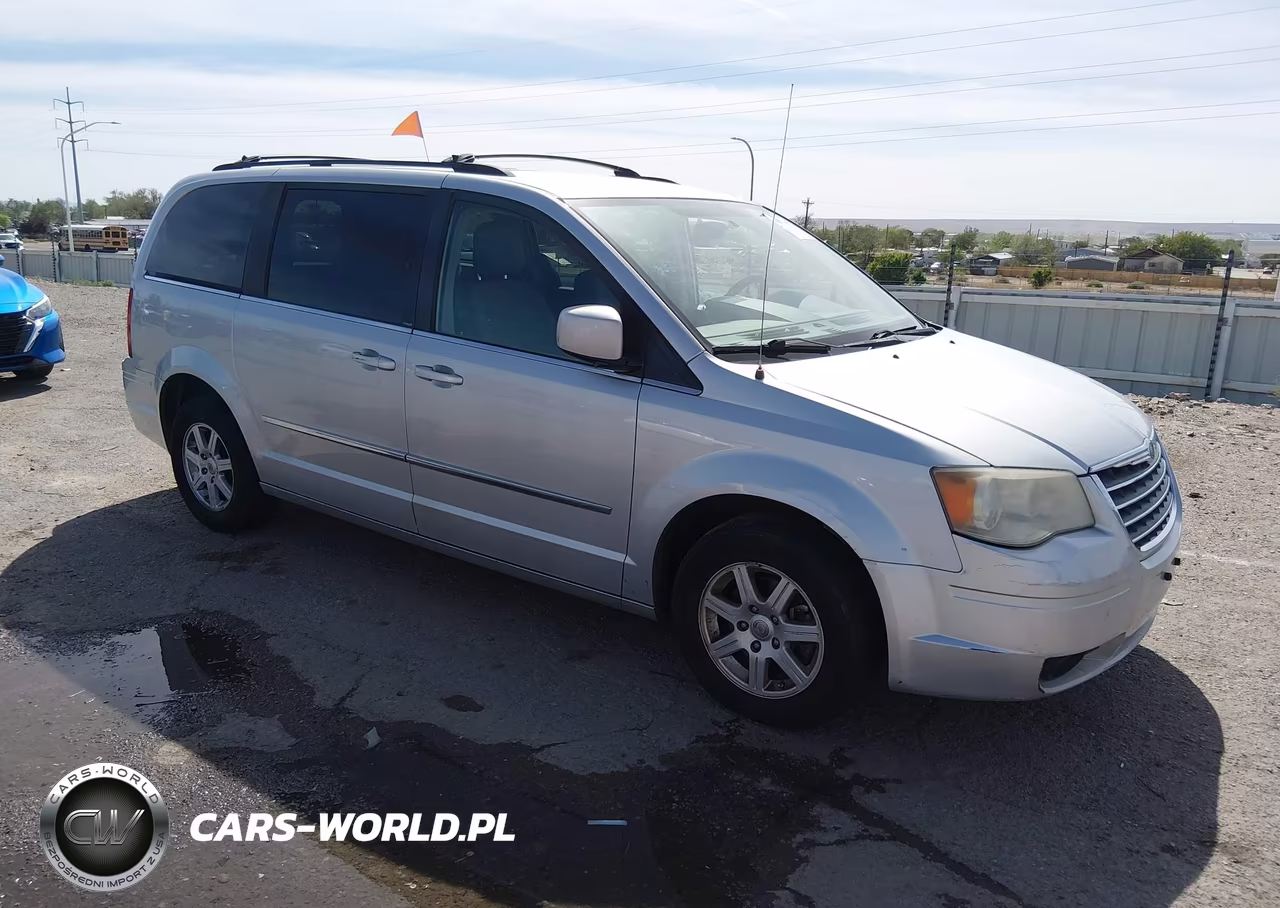2010 Chrysler Town & Country Touring