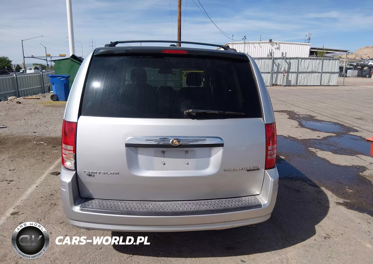 2010 Chrysler Town & Country Touring VIN:2A4RR5D10AR329277 - 16