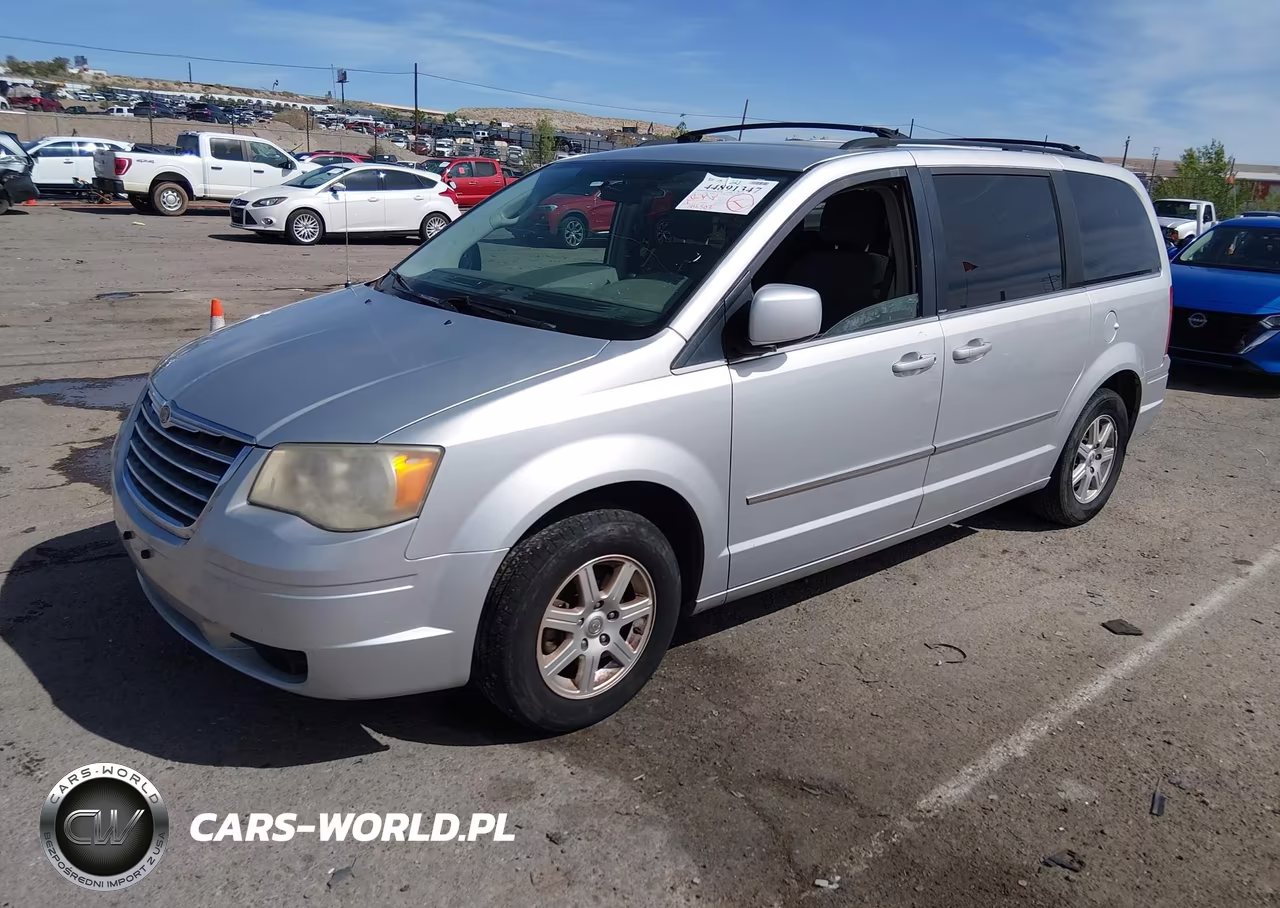 2010 Chrysler Town & Country Touring VIN:2A4RR5D10AR329277 - 2
