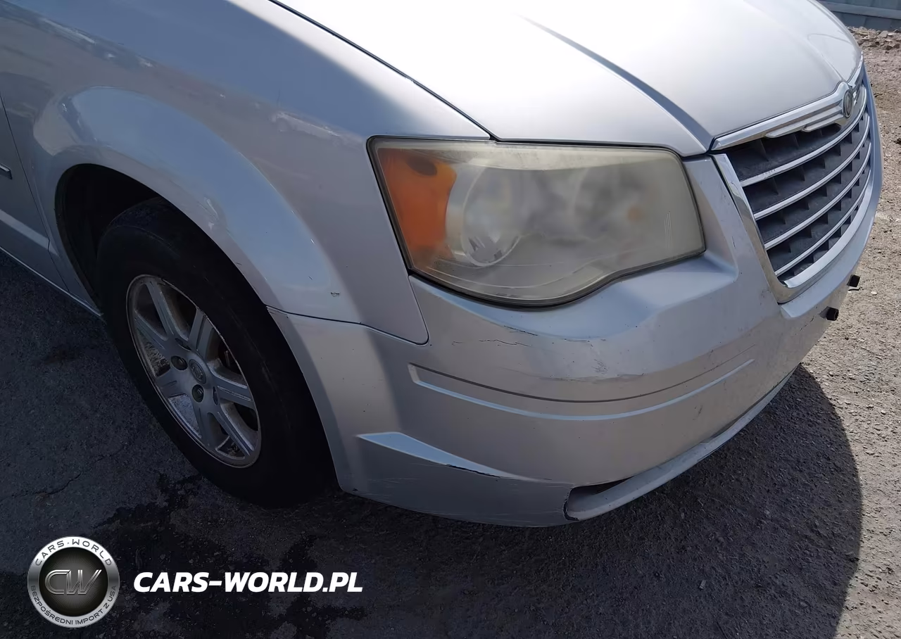 2010 Chrysler Town & Country Touring VIN:2A4RR5D10AR329277 - 6