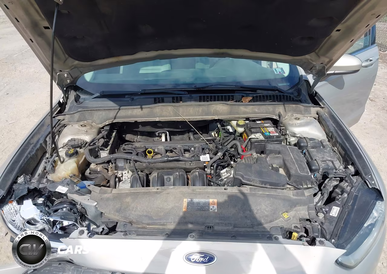 2015 Ford Fusion S VIN:3FA6P0G72FR243171 - 10