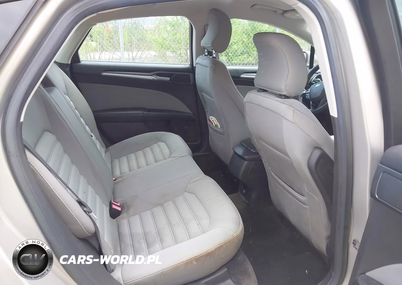 2015 Ford Fusion S VIN:3FA6P0G72FR243171 - 8