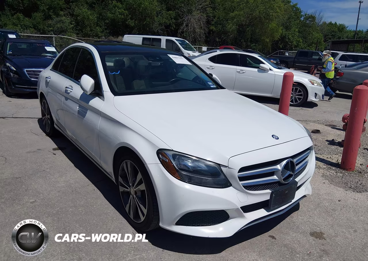 2016 Mercedes-Benz C 300 Luxury-Sport