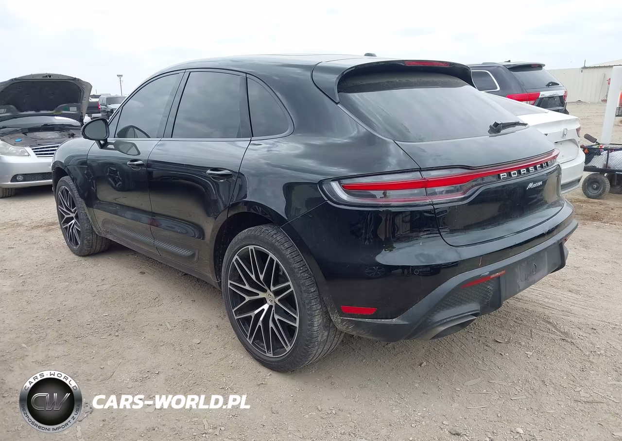 2023 Porsche Macan T VIN:WP1AA2A54PLB21399 - 3