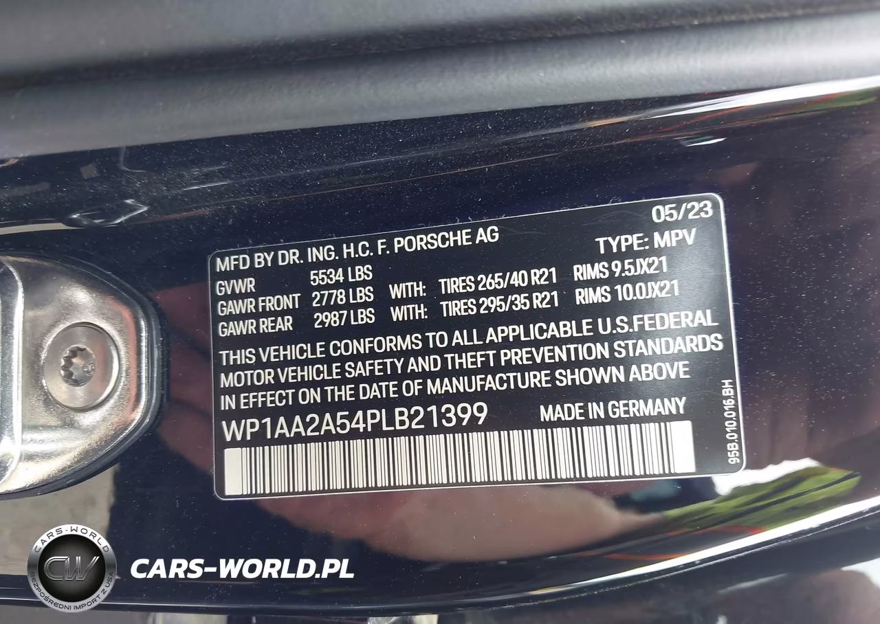 2023 Porsche Macan T VIN:WP1AA2A54PLB21399 - 9