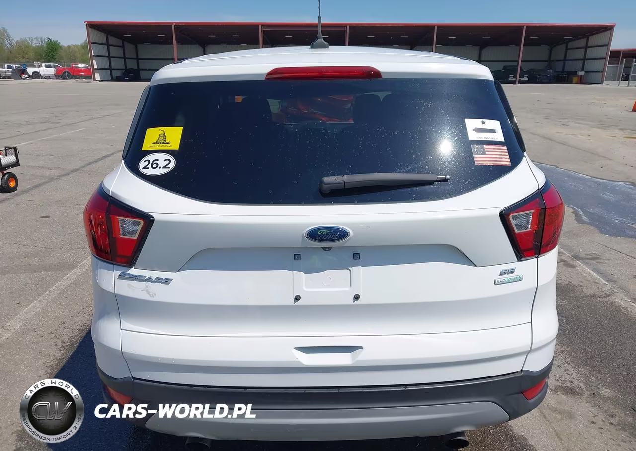 2019 Ford Escape Se VIN:1FMCU0GDXKUA29832 - 16