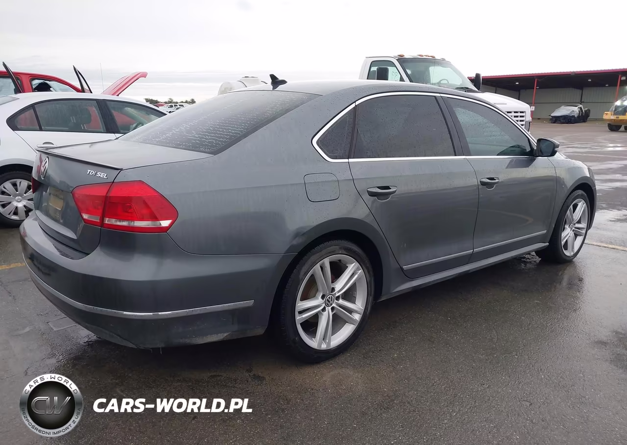 2014 Volkswagen Passat 2.0L Tdi Sel Premium VIN:1VWCN7A39EC045344 - 4