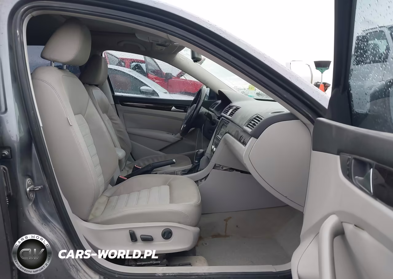 2014 Volkswagen Passat 2.0L Tdi Sel Premium VIN:1VWCN7A39EC045344 - 5