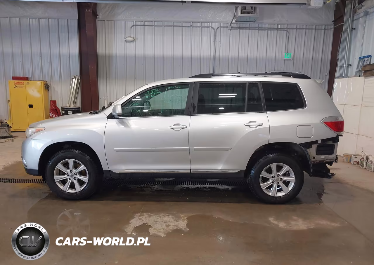 2013 Toyota Highlander Base Plus V6 VIN:5TDBK3EH0DS269184 - 15