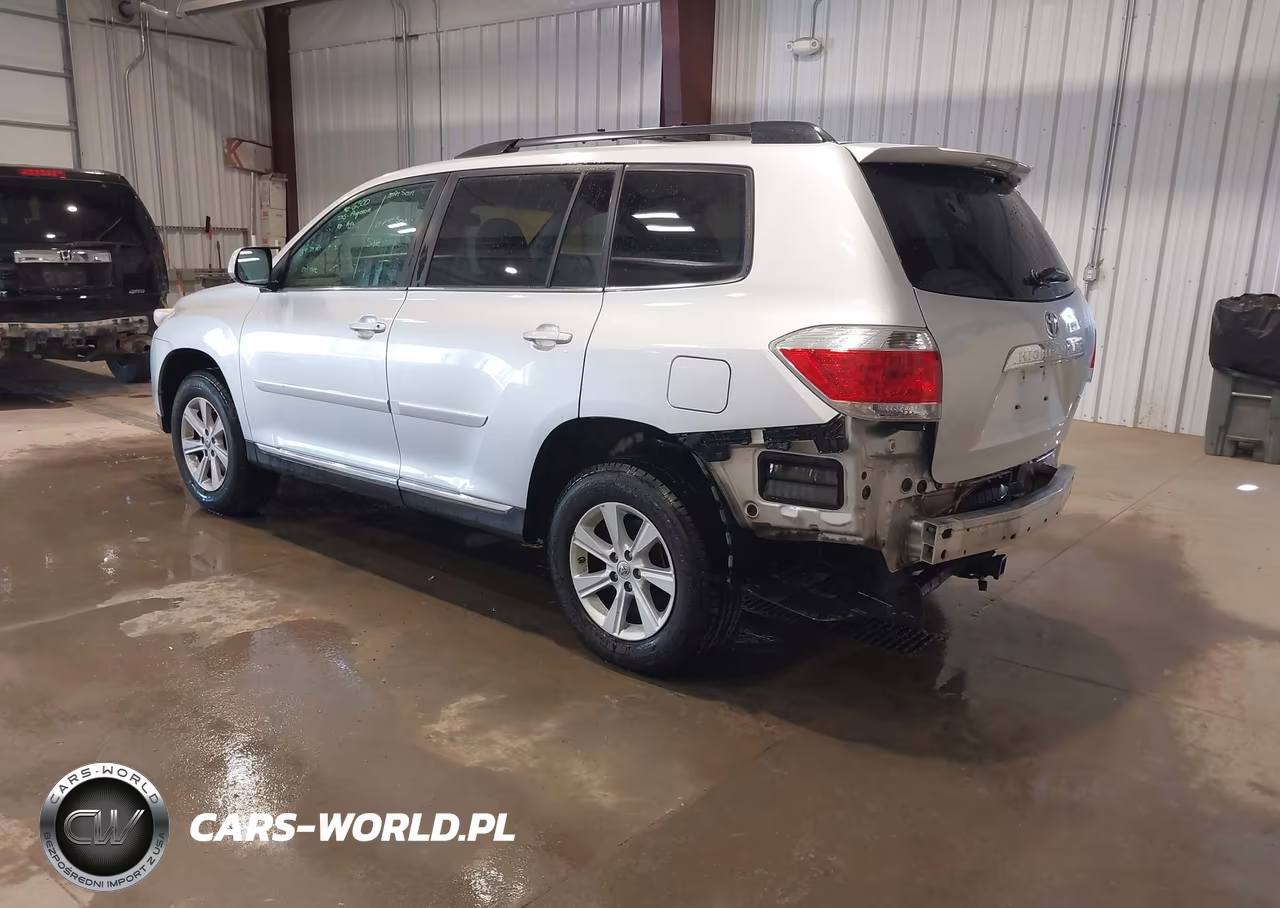 2013 Toyota Highlander Base Plus V6 VIN:5TDBK3EH0DS269184 - 3