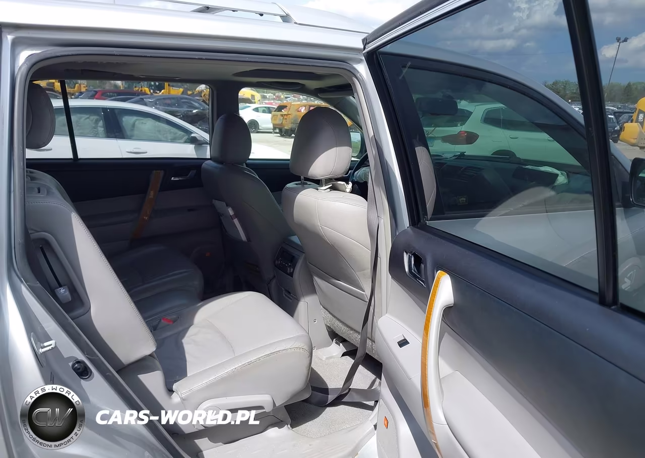 2010 Toyota Highlander Hybrid Limited V6 VIN:JTEJW3EH3A2040660 - 8