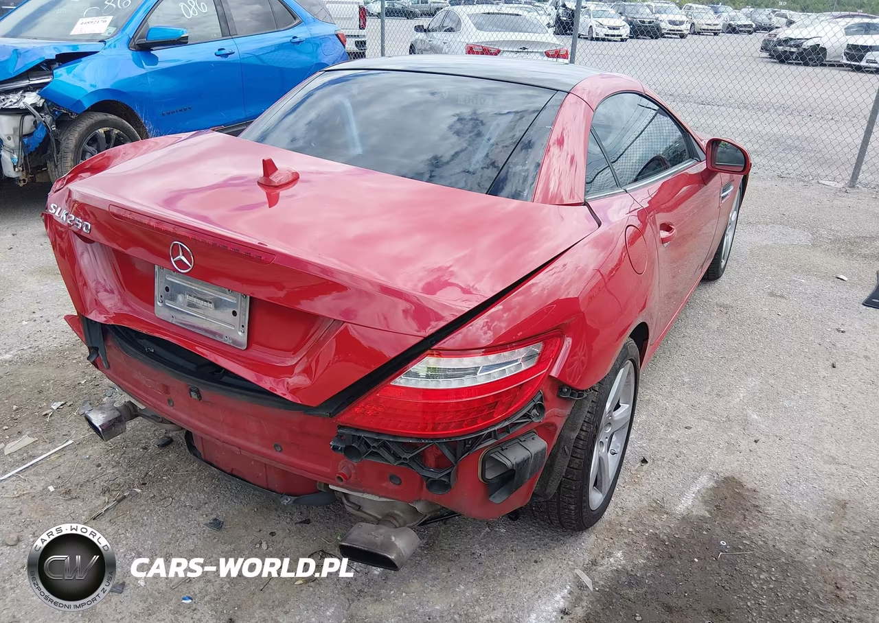 2012 Mercedes-Benz Slk 250 VIN:WDDPK4HA1CF034758 - 4