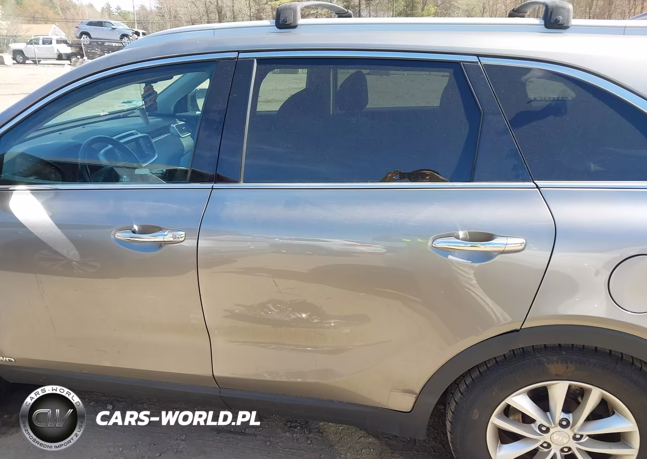 2018 Kia Sorento 2.4L Lx VIN:5XYPGDA37JG425172 - 15