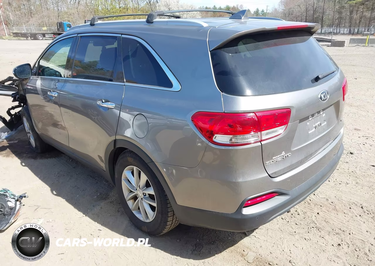2018 Kia Sorento 2.4L Lx VIN:5XYPGDA37JG425172 - 3