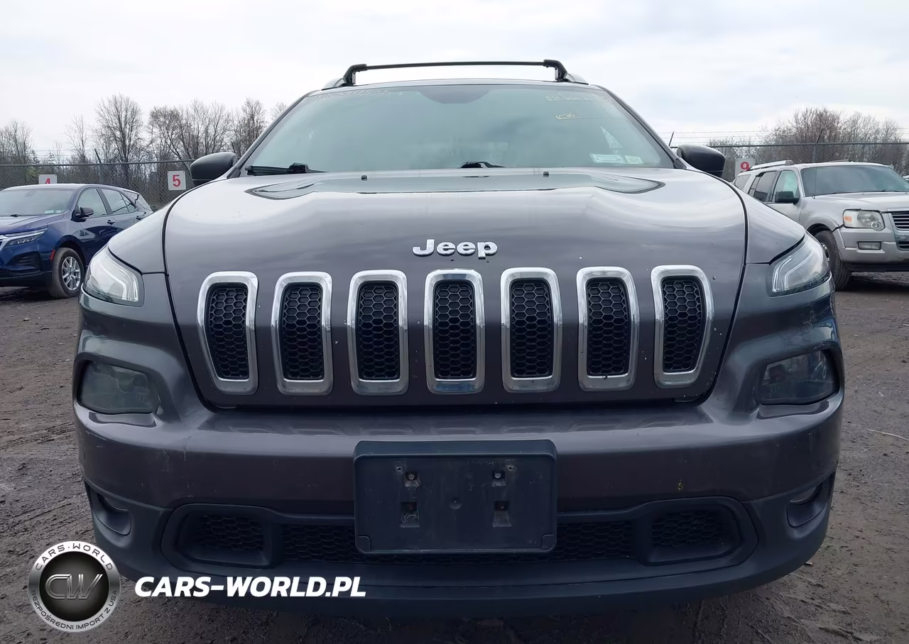 2017 Jeep Cherokee Latitude 4X4 VIN:1C4PJMCS5HW547340 - 12