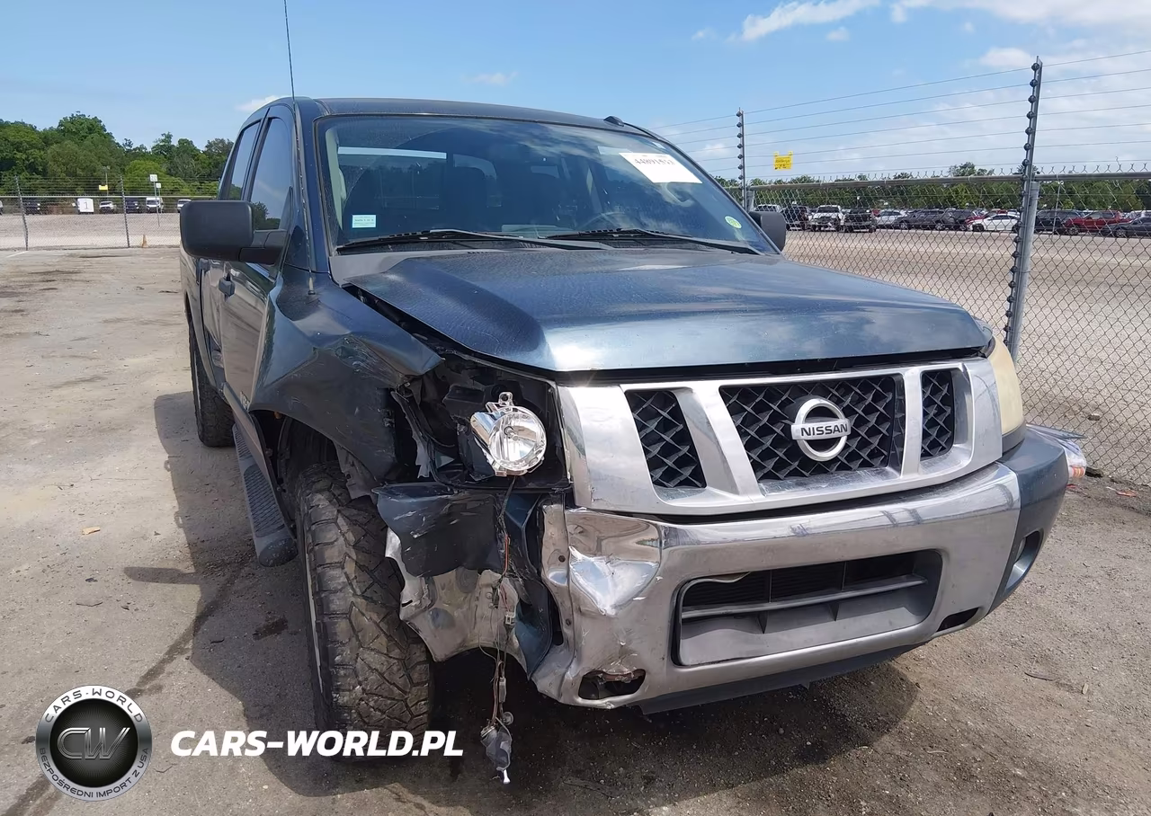 2014 Nissan Titan Sv