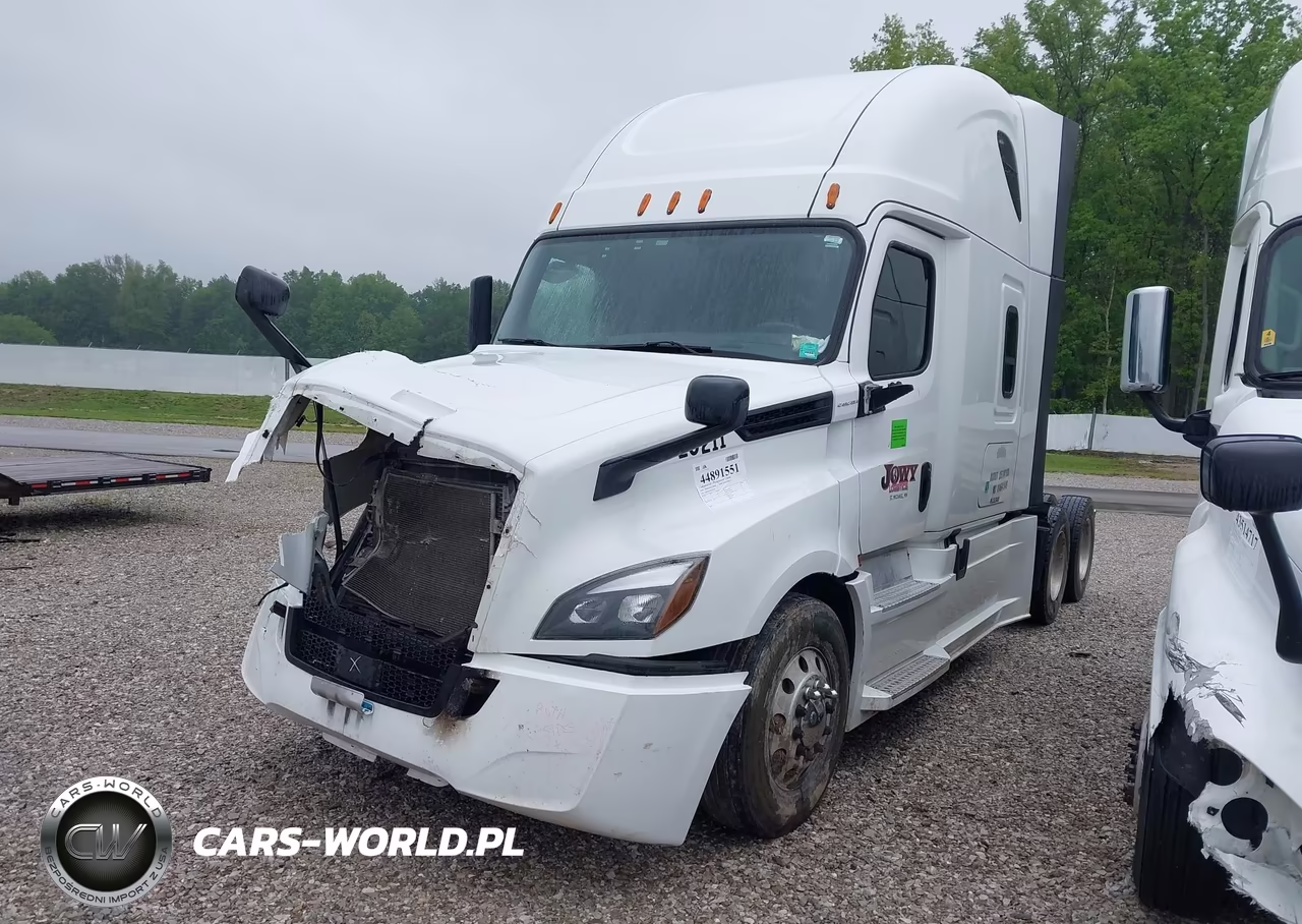 2018 Freightliner New Cascadia 126 VIN:3AKJHHDRXJSJS9493 - 2