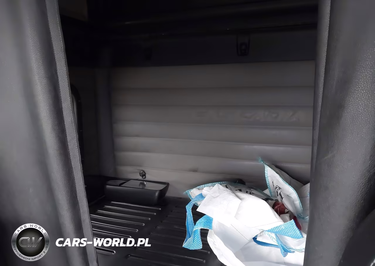 2018 Freightliner New Cascadia 126 VIN:3AKJHHDRXJSJS9493 - 7