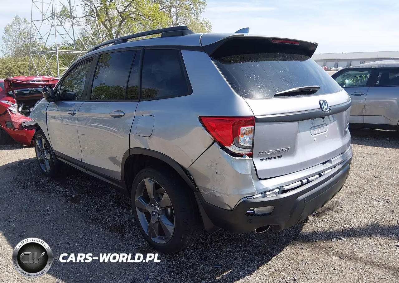 2020 Honda Passport Awd Touring VIN:5FNYF8H9XLB017042 - 3