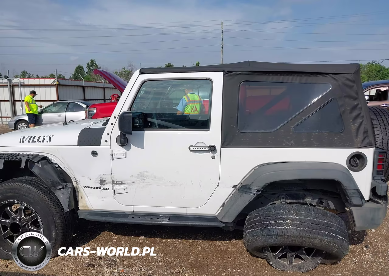2015 Jeep Wrangler Willys Wheeler VIN:1C4AJWAG1FL756623 - 14