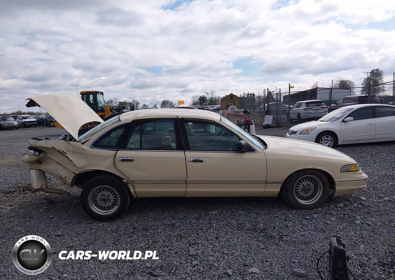 1997 Ford Crown Victoria Lx VIN:2FALP74W5VX204615 - 14