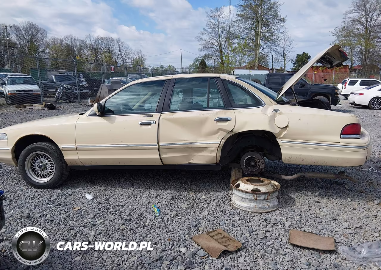 1997 Ford Crown Victoria Lx VIN:2FALP74W5VX204615 - 15