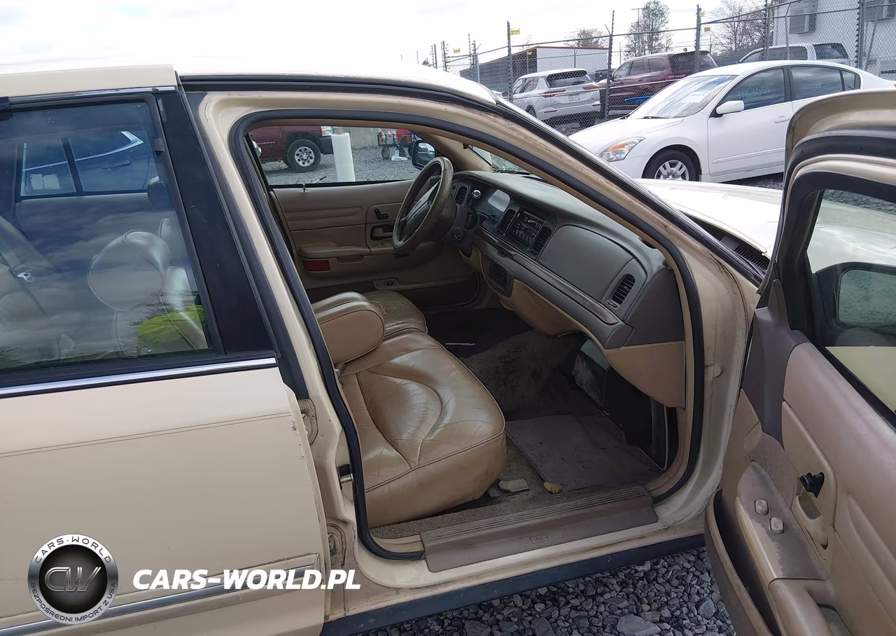 1997 Ford Crown Victoria Lx VIN:2FALP74W5VX204615 - 5