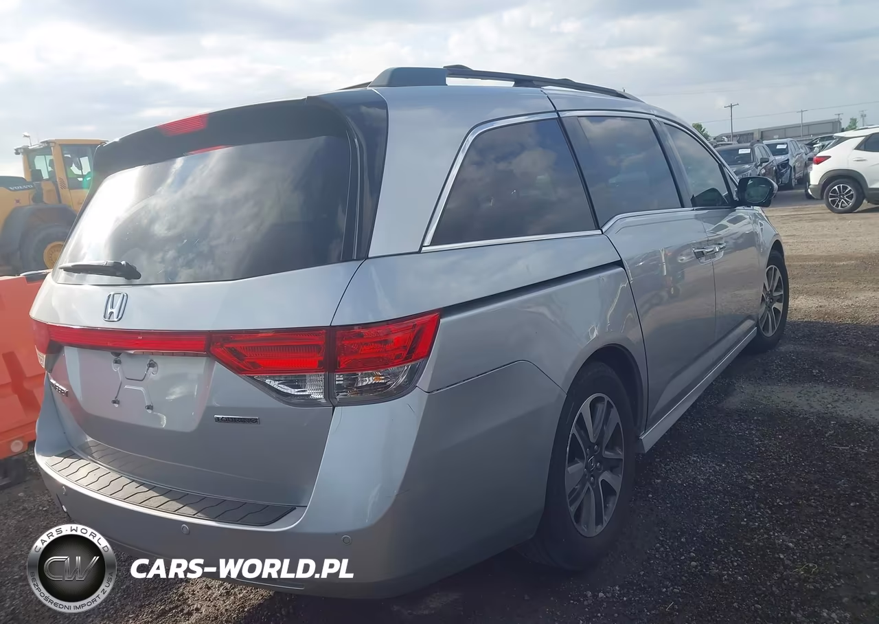 2014 Honda Odyssey Touring-Touring Elite VIN:5FNRL5H95EB082458 - 4