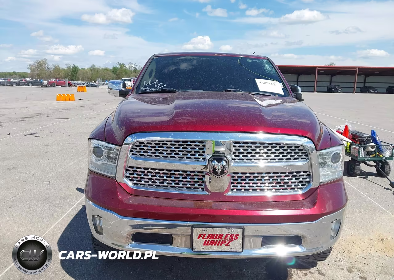 2017 Ram 1500 Laramie VIN:1C6RR7NM2HS879851 - 12