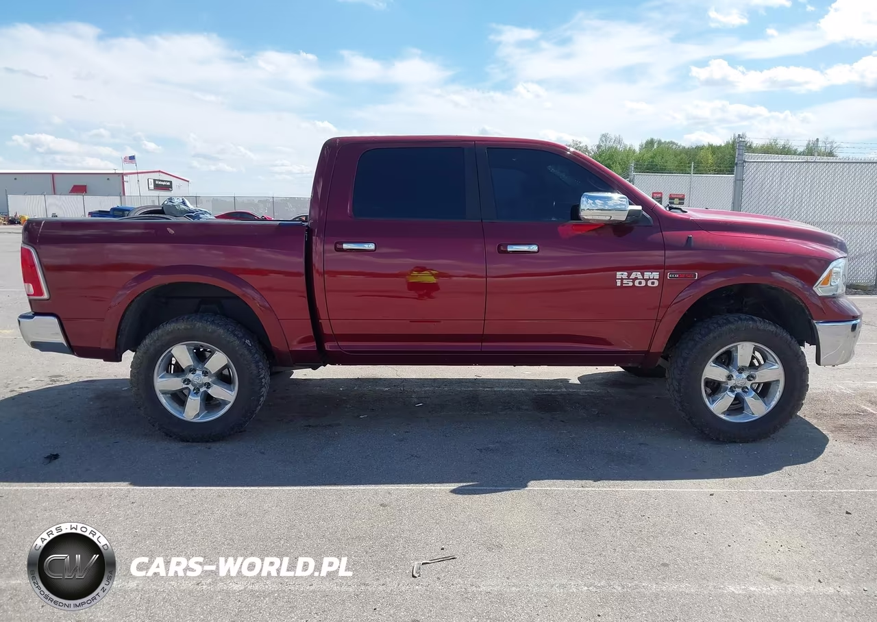 2017 Ram 1500 Laramie VIN:1C6RR7NM2HS879851 - 13