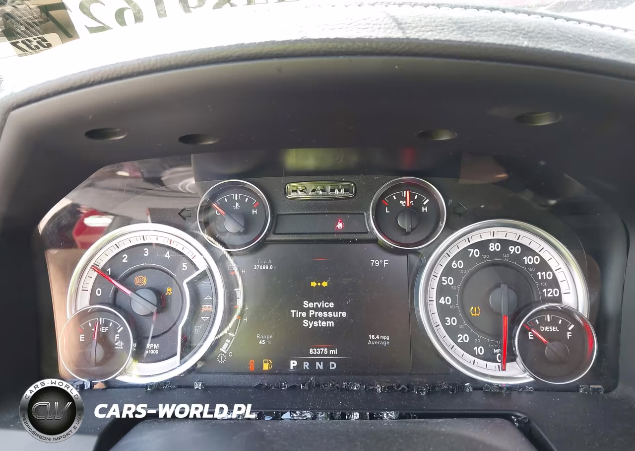2017 Ram 1500 Laramie VIN:1C6RR7NM2HS879851 - 7