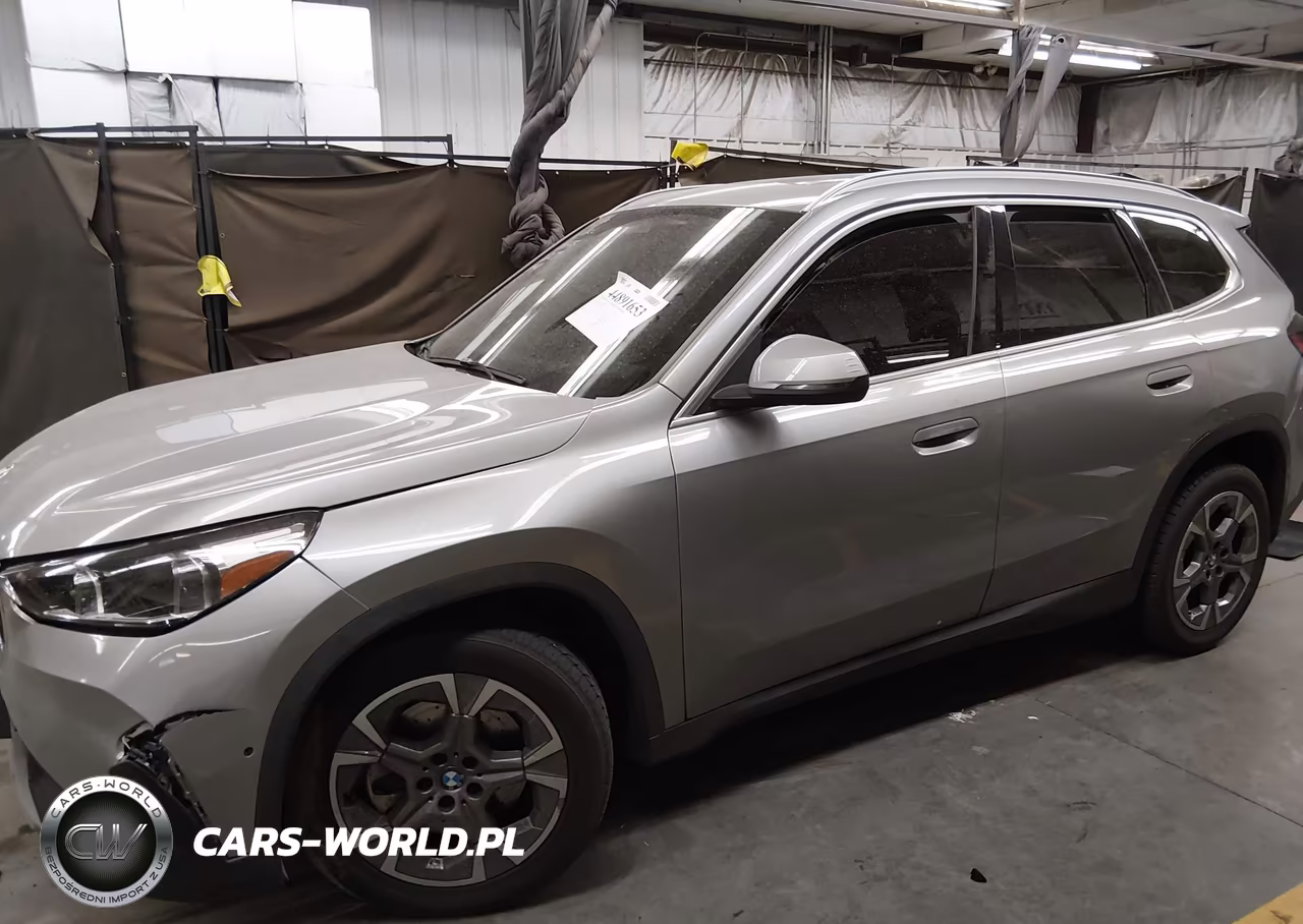 2023 BMW X1 xDrive28I VIN:WBX73EF03P5X84555 - 13
