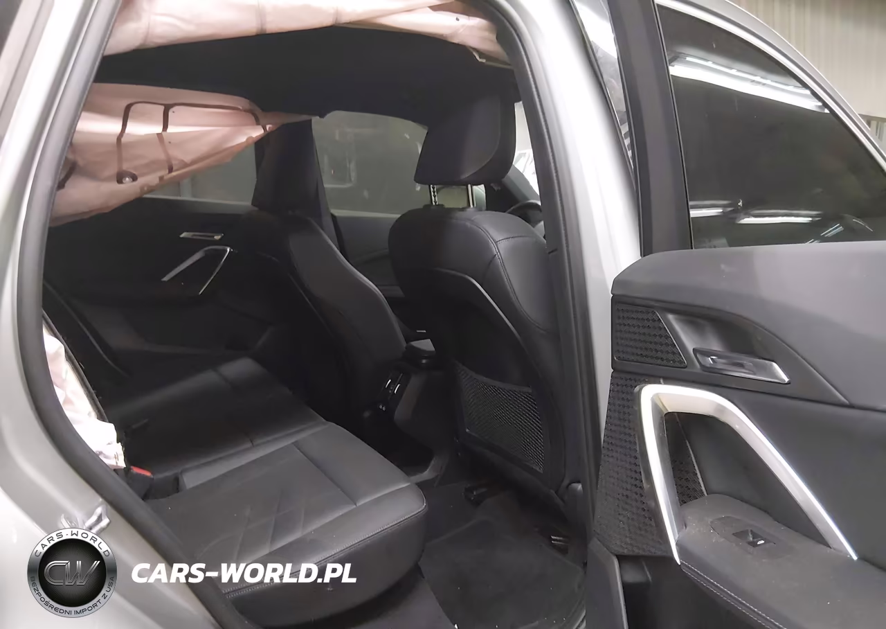 2023 BMW X1 xDrive28I VIN:WBX73EF03P5X84555 - 8