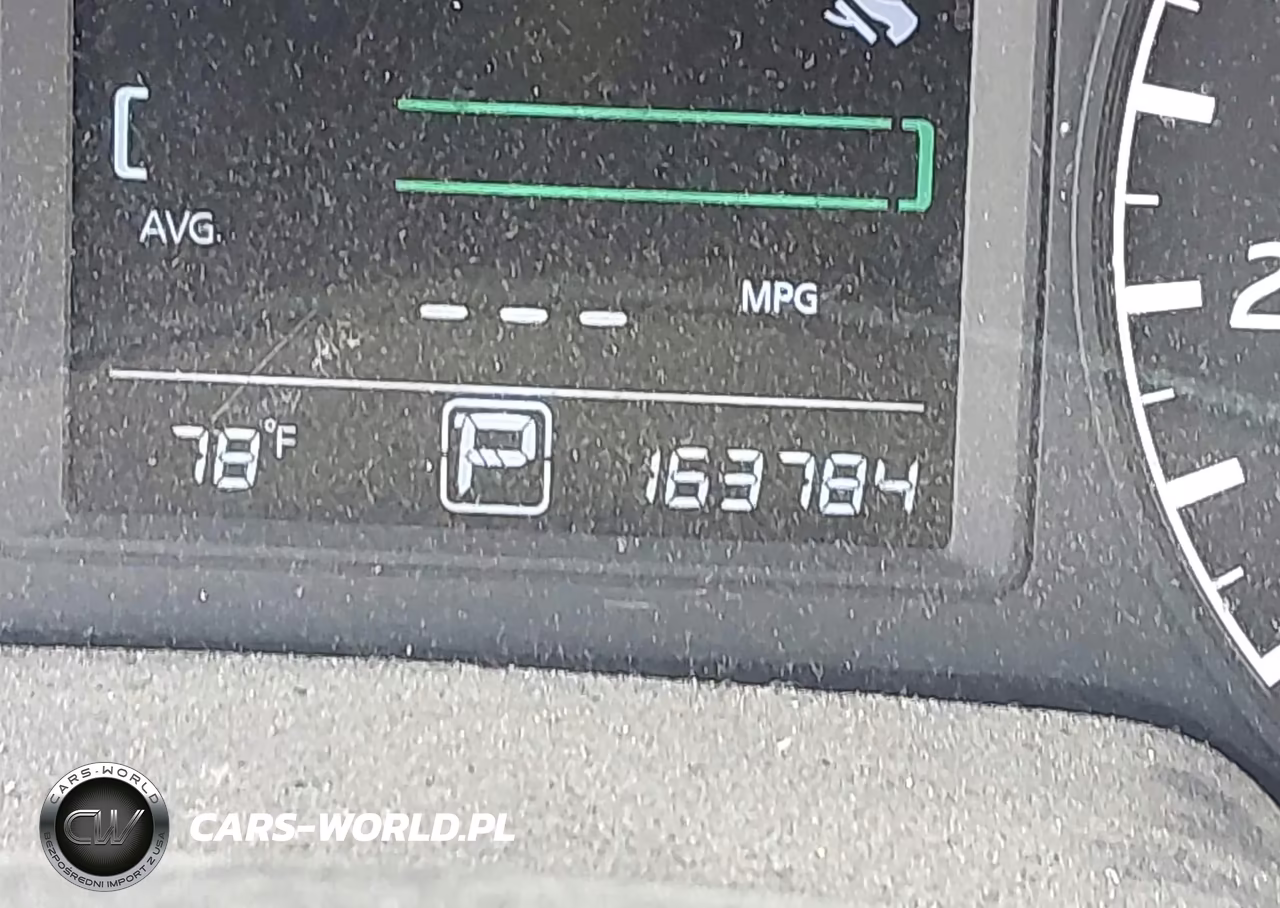 2017 Nissan Sentra S VIN:3N1AB7AP4HY252115 - 16